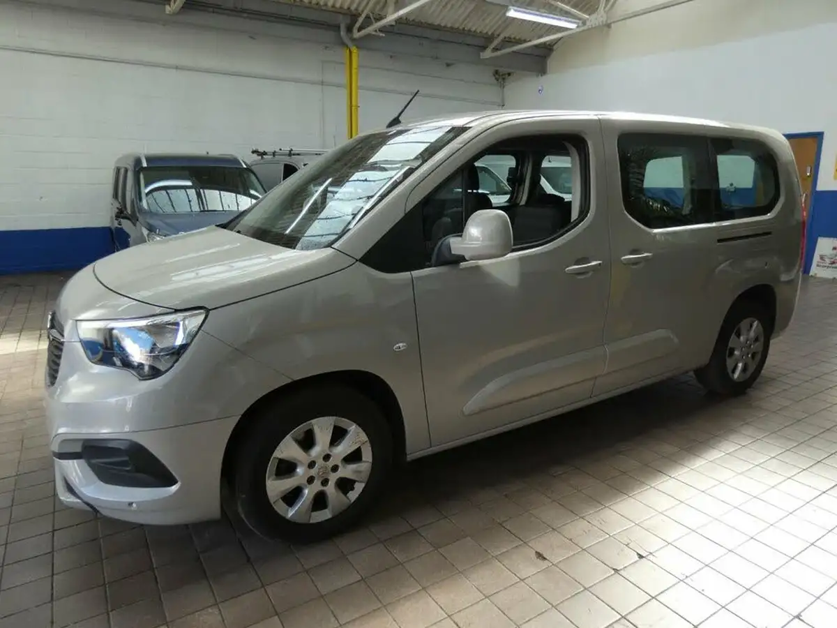 2019-vauxhall-combo-life-12i-energy-xl-110ps-big-7