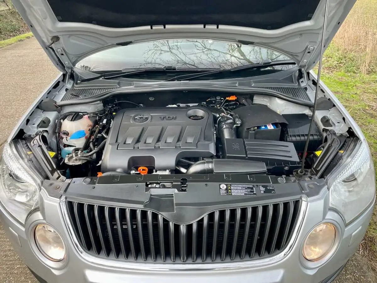 2012-skoda-yeti-20td-elegance-172ps-4x4-big-41