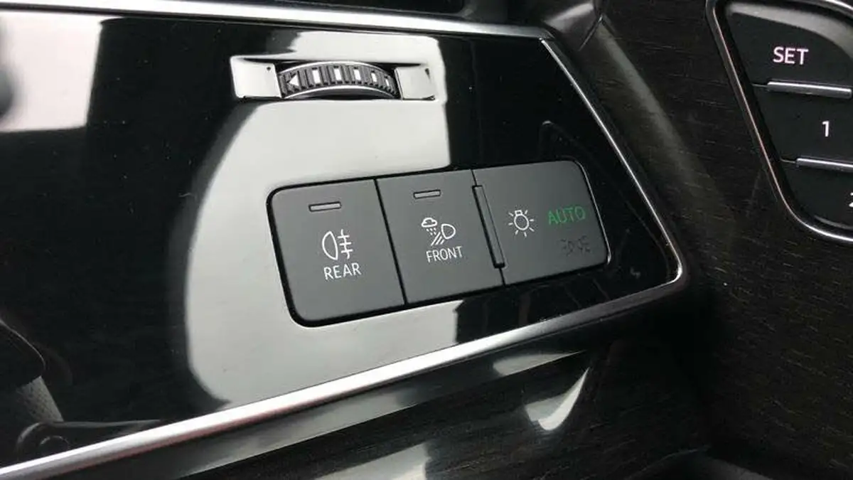 2022-audi-q7-30-55-tfsi-black-edition-big-26