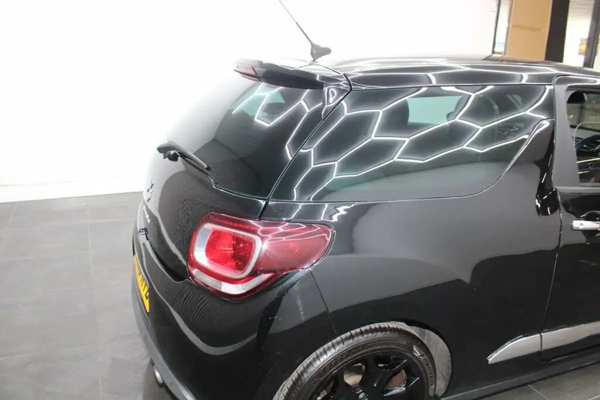 2013-citroen-ds3-16-dstyle-plus-vti-big-12
