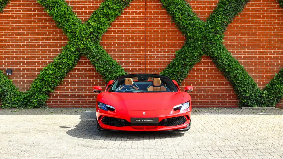 2023-ferrari-296-gts-big-1