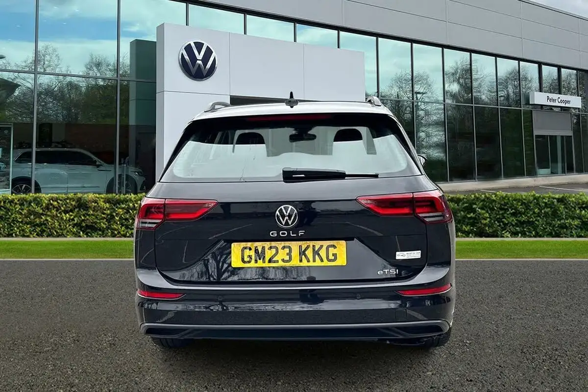 2023-volkswagen-golf-15-etsi-life-130ps-estate-big-38