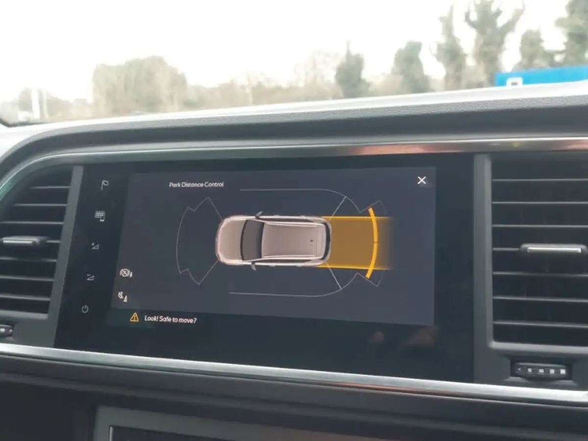 2021-seat-ateca-big-12