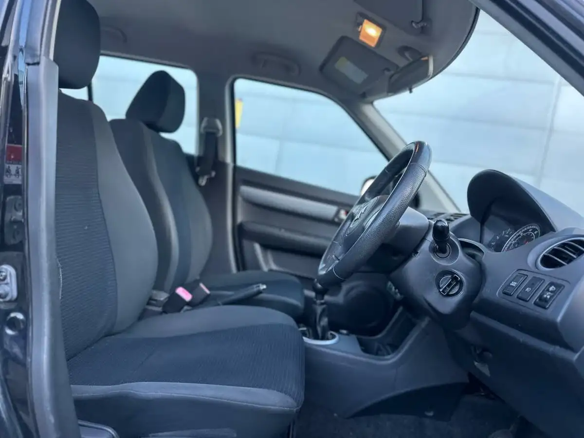2008-suzuki-swift-15-glx-5d-big-48