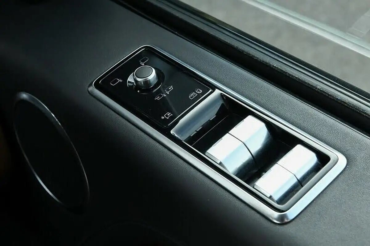 2019-land-rover-range-rover-30-sd-v6-autobiography-big-57