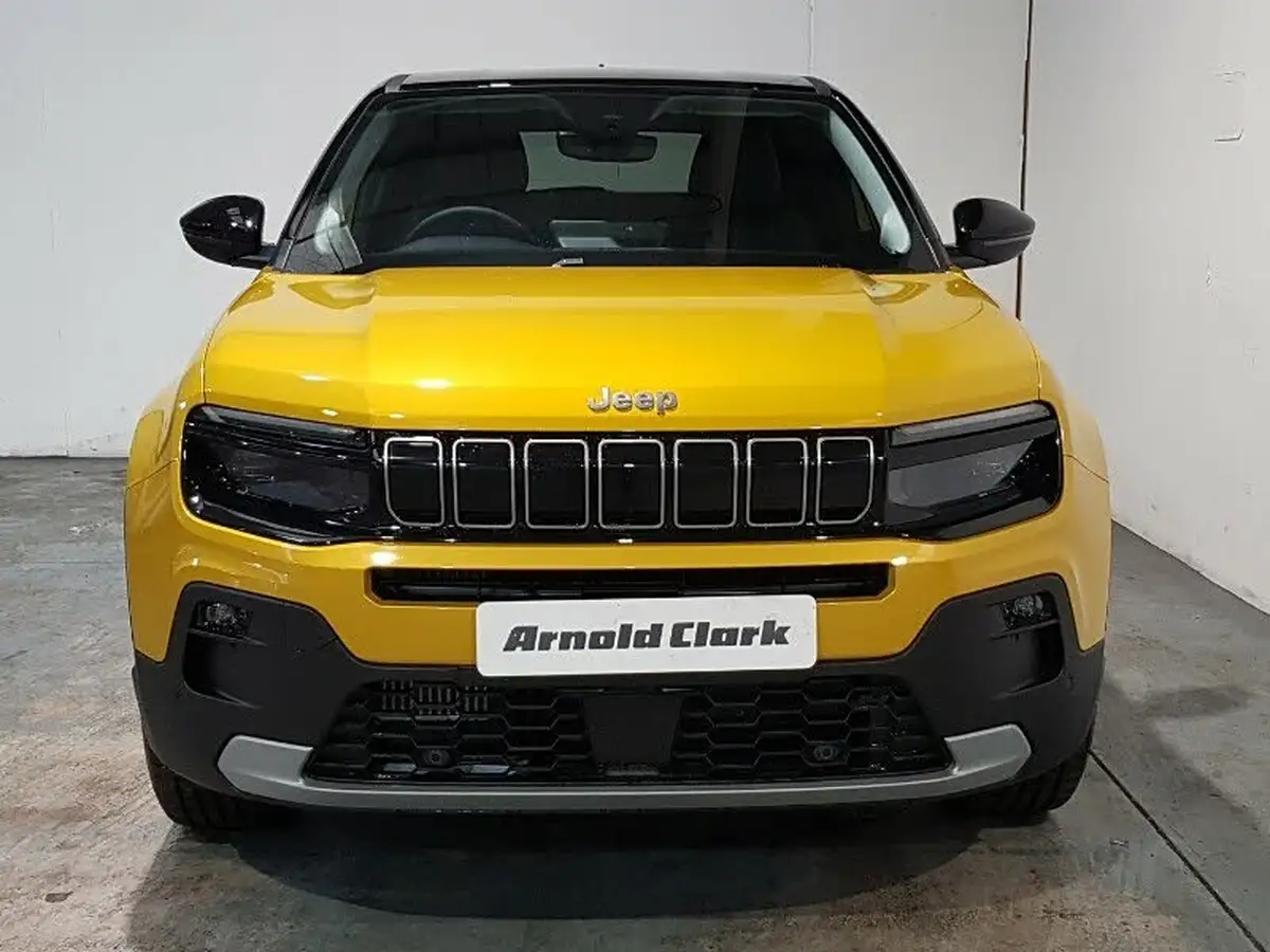 2025-jeep-avenger-12-gse-summit-big-11