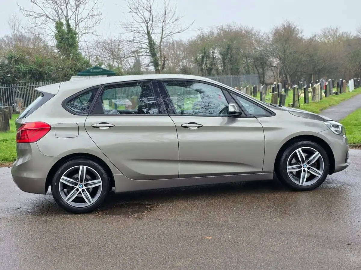 2015-bmw-2-series-20td-218d-sport-150bhp-active-tourer-5d-auto-big-13