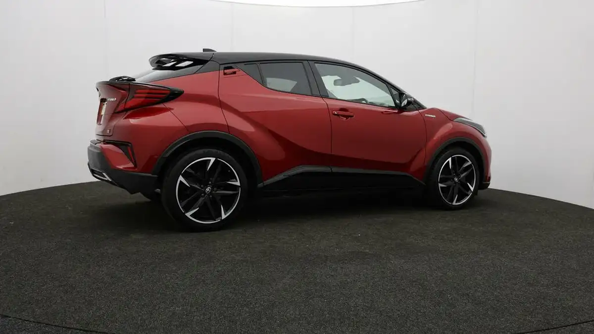 2021-toyota-c-hr-18-vvt-i-gr-sport-big-27