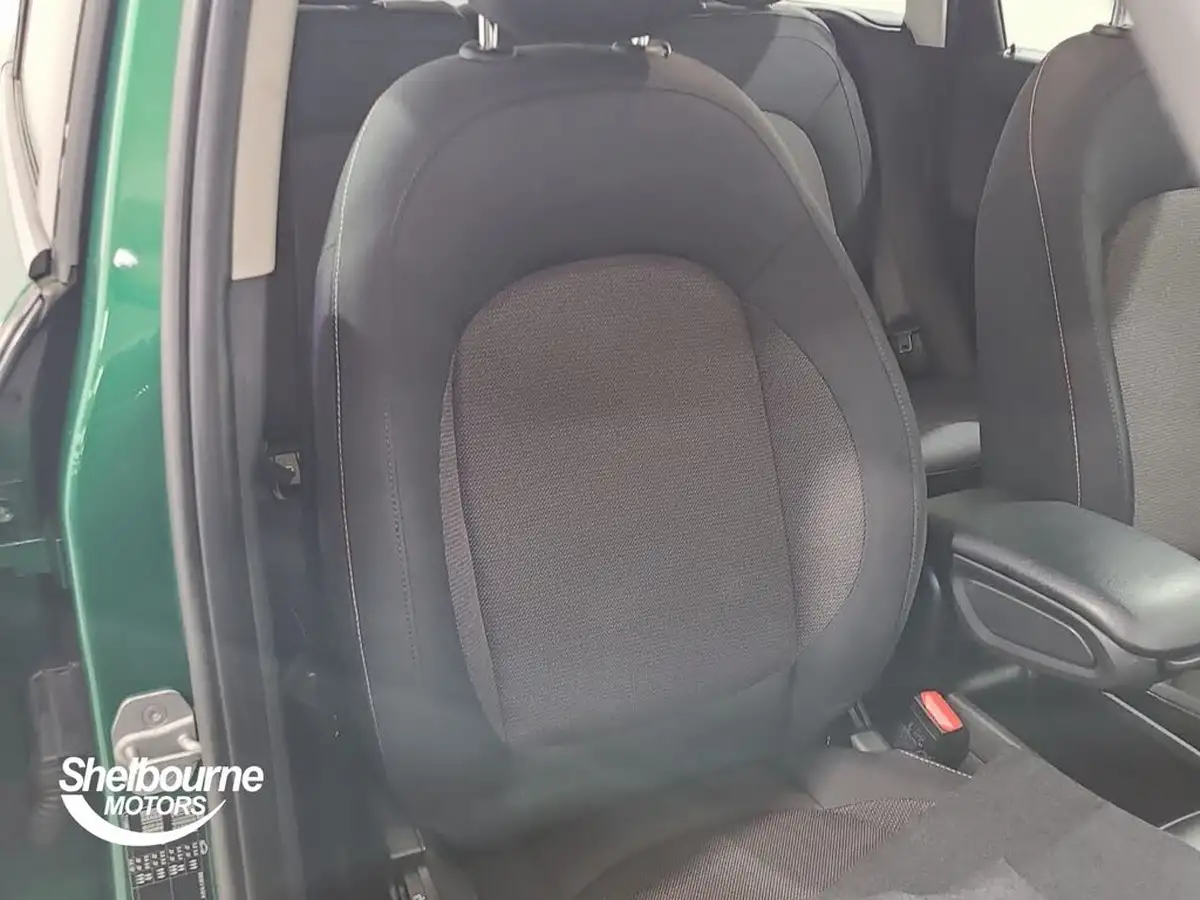 2020-mini-countryman-15-cooper-classic-auto-big-35