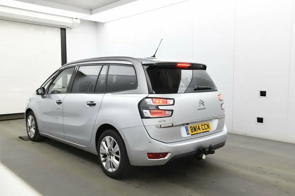 2014-citroen-grand-c4-picasso-16e-hdi-exclusive-etg6-big-2