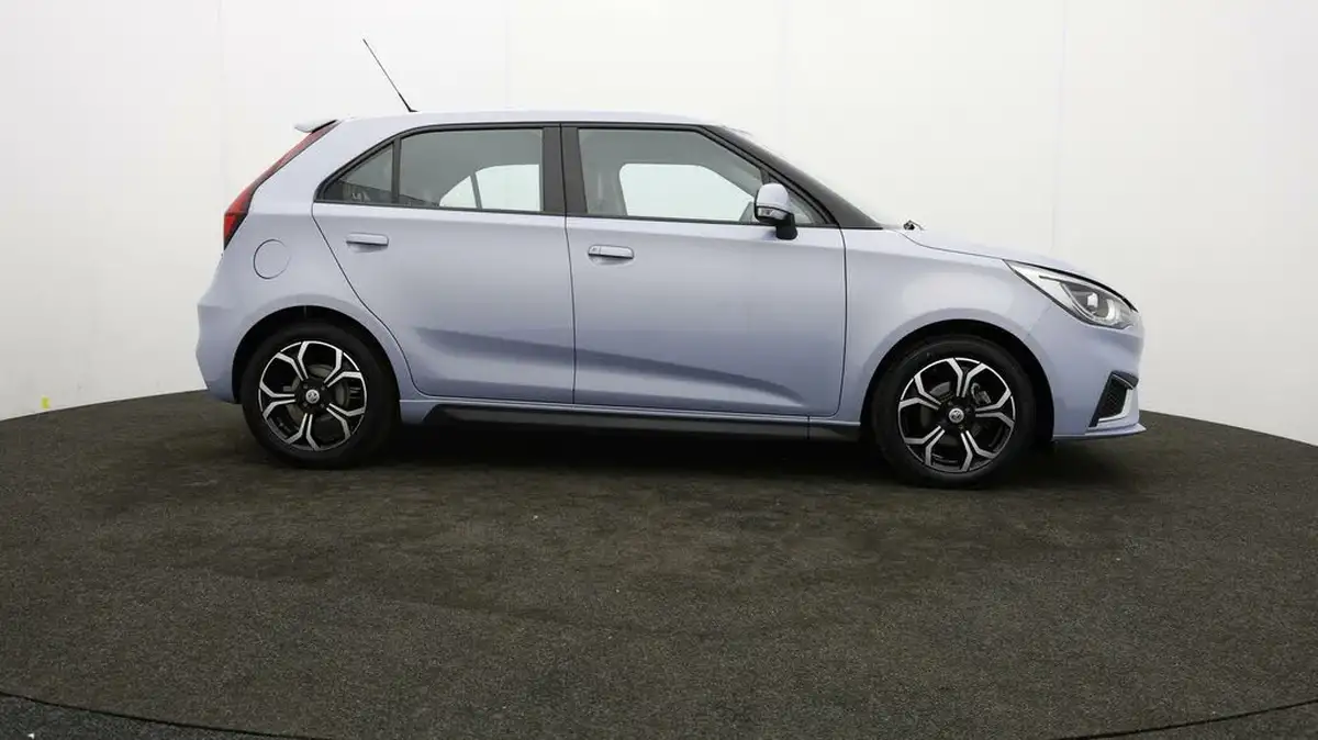 2022-mg-mg3-15-vti-tech-exclusive-nav-big-7