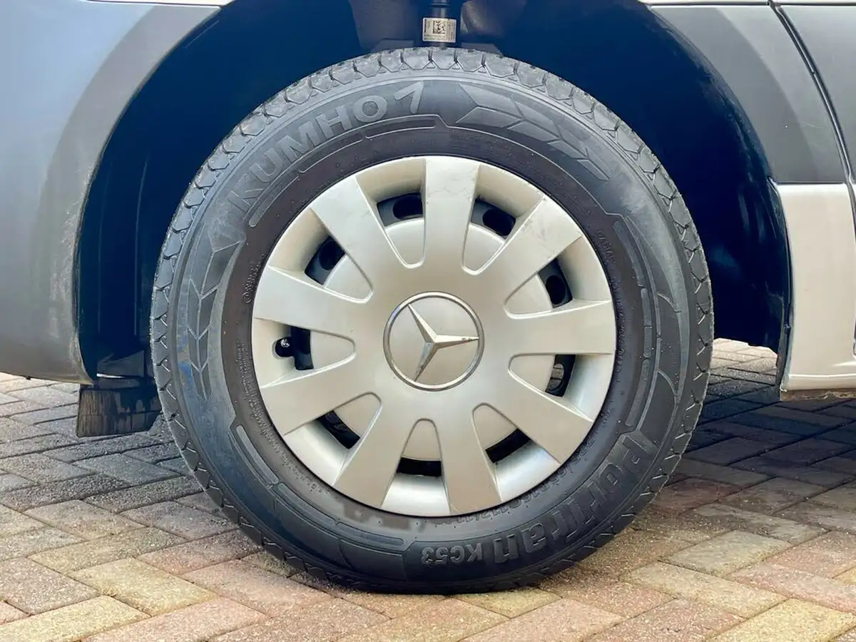 2023-mercedes-benz-sprinter-20cdi-315-l2h1-premium-big-48
