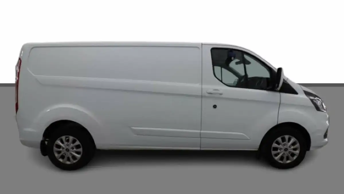 2023-ford-transit-custom-big-4