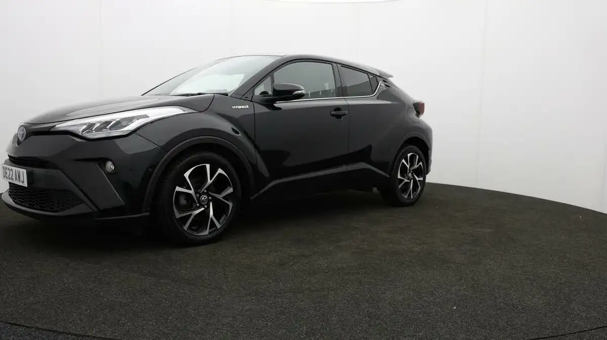 2022-toyota-c-hr-18-vvt-i-design-big-77