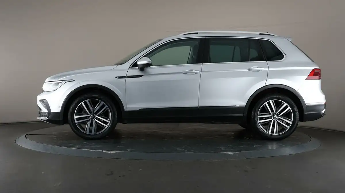 2020-volkswagen-tiguan-15-tsi-elegance-big-29