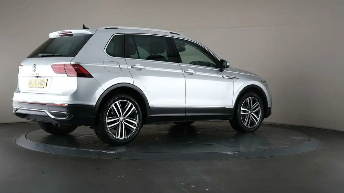 2020-volkswagen-tiguan-15-tsi-elegance-big-57