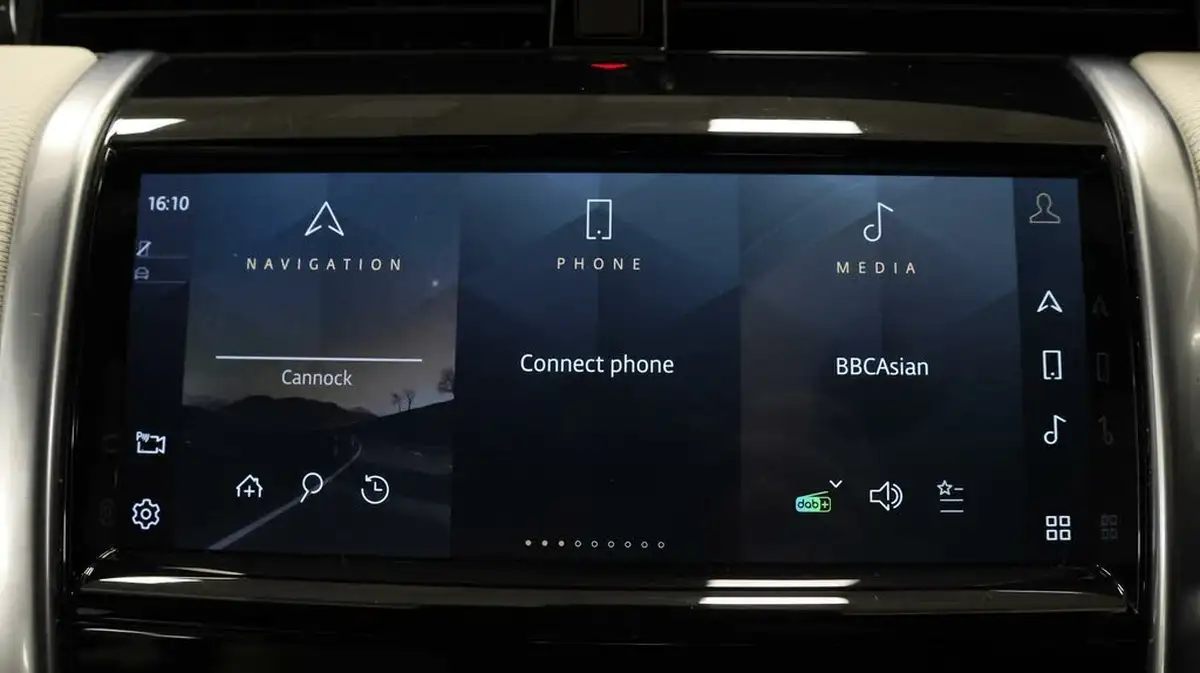 2022-land-rover-discovery-sport-15-p300e-r-dynamic-se-big-10