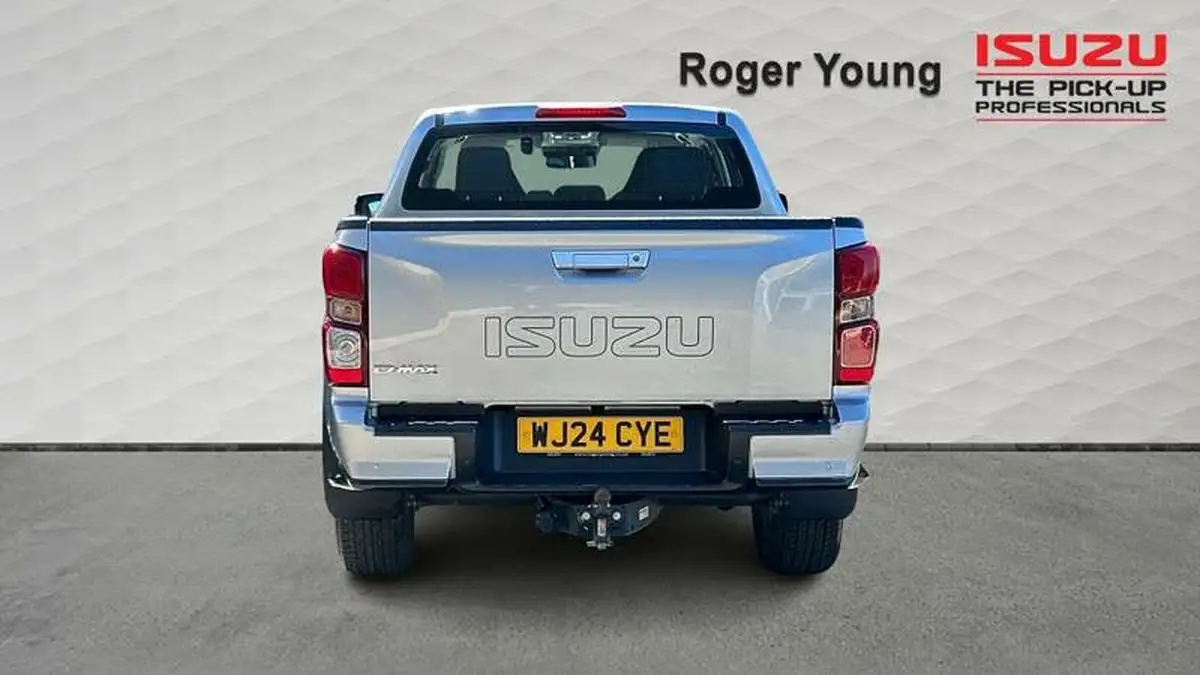 2024-isuzu-d-max-19td-dl20-double-auto-big-5