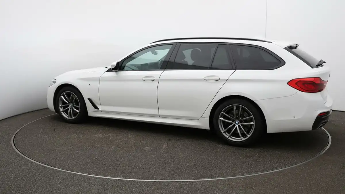 2019-bmw-5-series-20-520i-m-sport-plus-pack-touring-5d-big-38