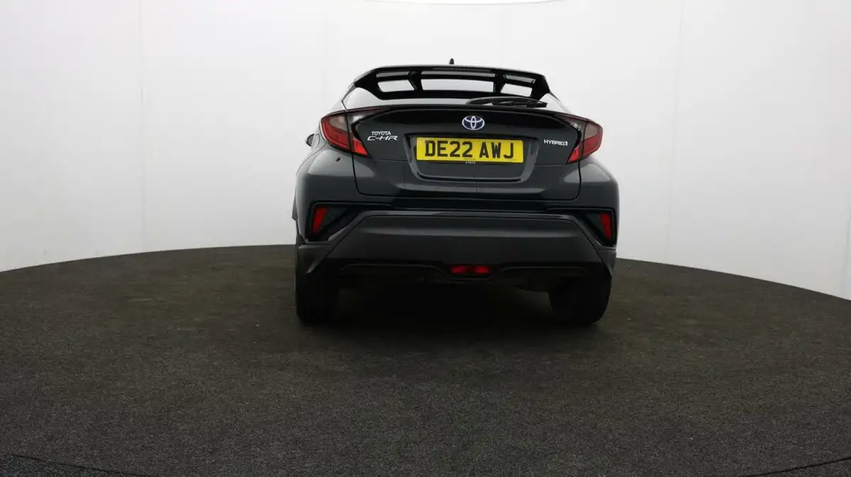 2022-toyota-c-hr-18-vvt-i-design-big-29