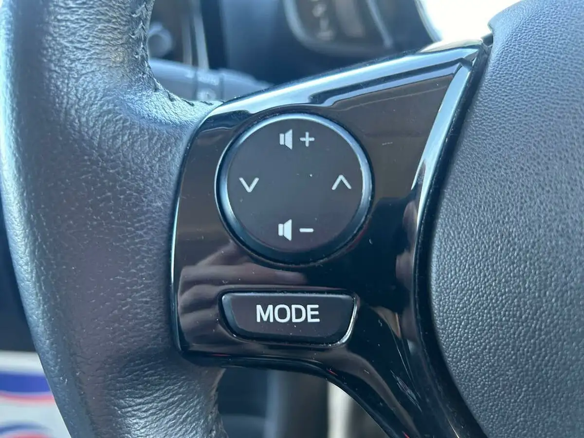2017-toyota-aygo-10-vvt-i-x-press-71bhp-big-31