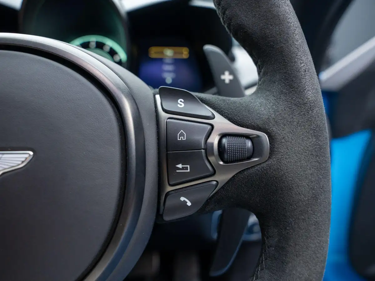 2020-aston-martin-vantage-40-v8-vantage-coupe-auto-big-15