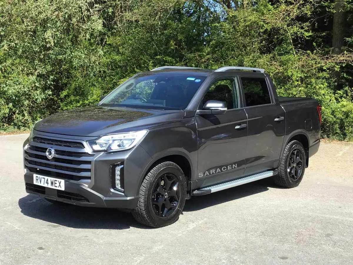 2024-kgm-ssangyong-musso-22td-saracen-big-4