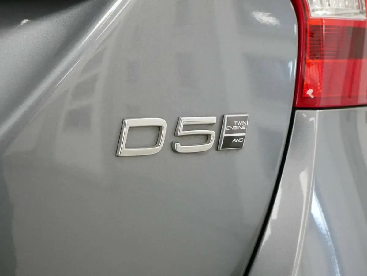 2016-volvo-v60-24td-d5-se-big-37
