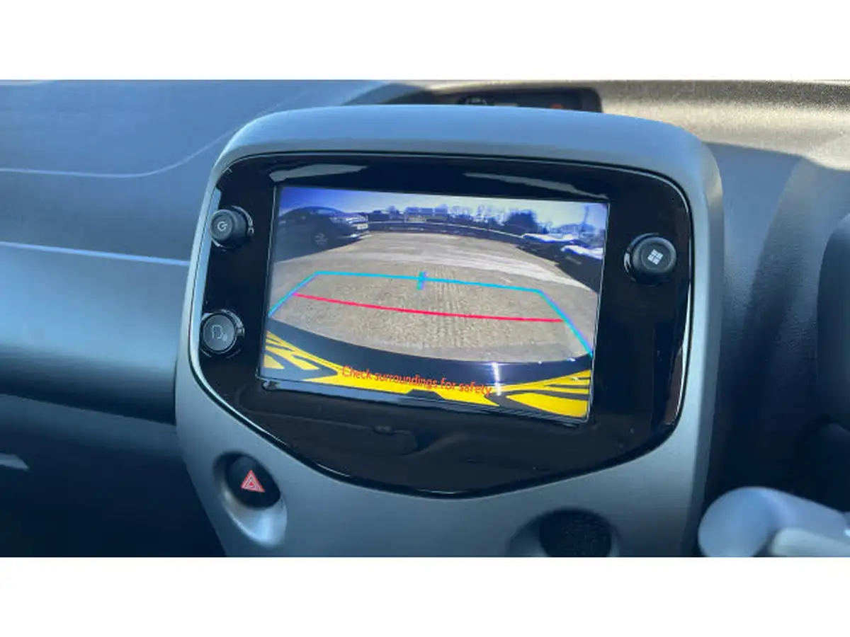 2019-toyota-aygo-10-vvt-i-x-trend-x-shift-big-26