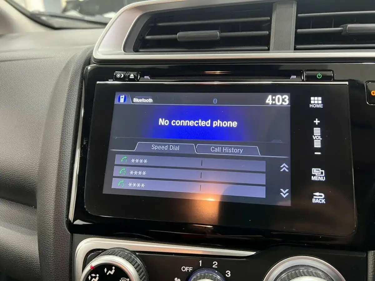 2019-honda-jazz-15-i-vtec-sport-navi-cvt-big-12