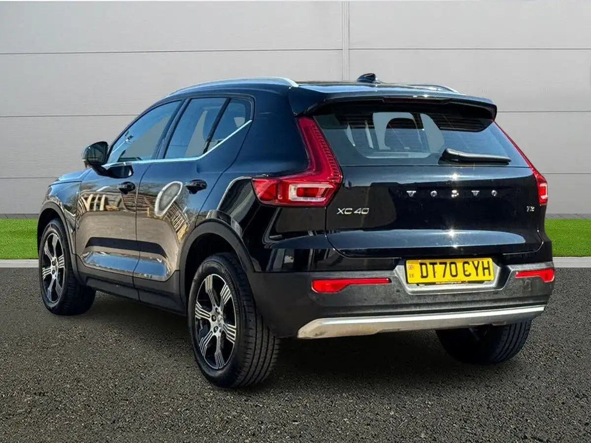 2021-volvo-xc40-15-t3-inscription-163bhp-geartronic-big-4