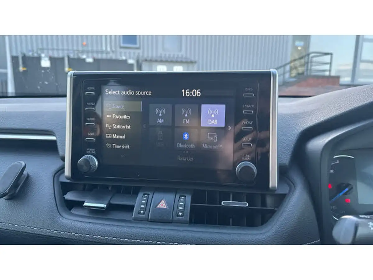 2019-toyota-rav4-25-vvt-i-design-219bhp-big-21
