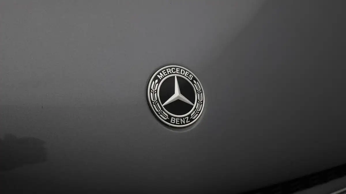 2024-mercedes-benz-a-class-13-a200-amg-line-premium-plus-saloon-4d-big-22