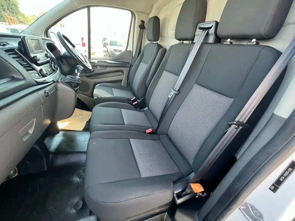 2021-ford-transit-custom-20tdci-300-l1h1-leader-130pseu6dt-panel-van-big-12