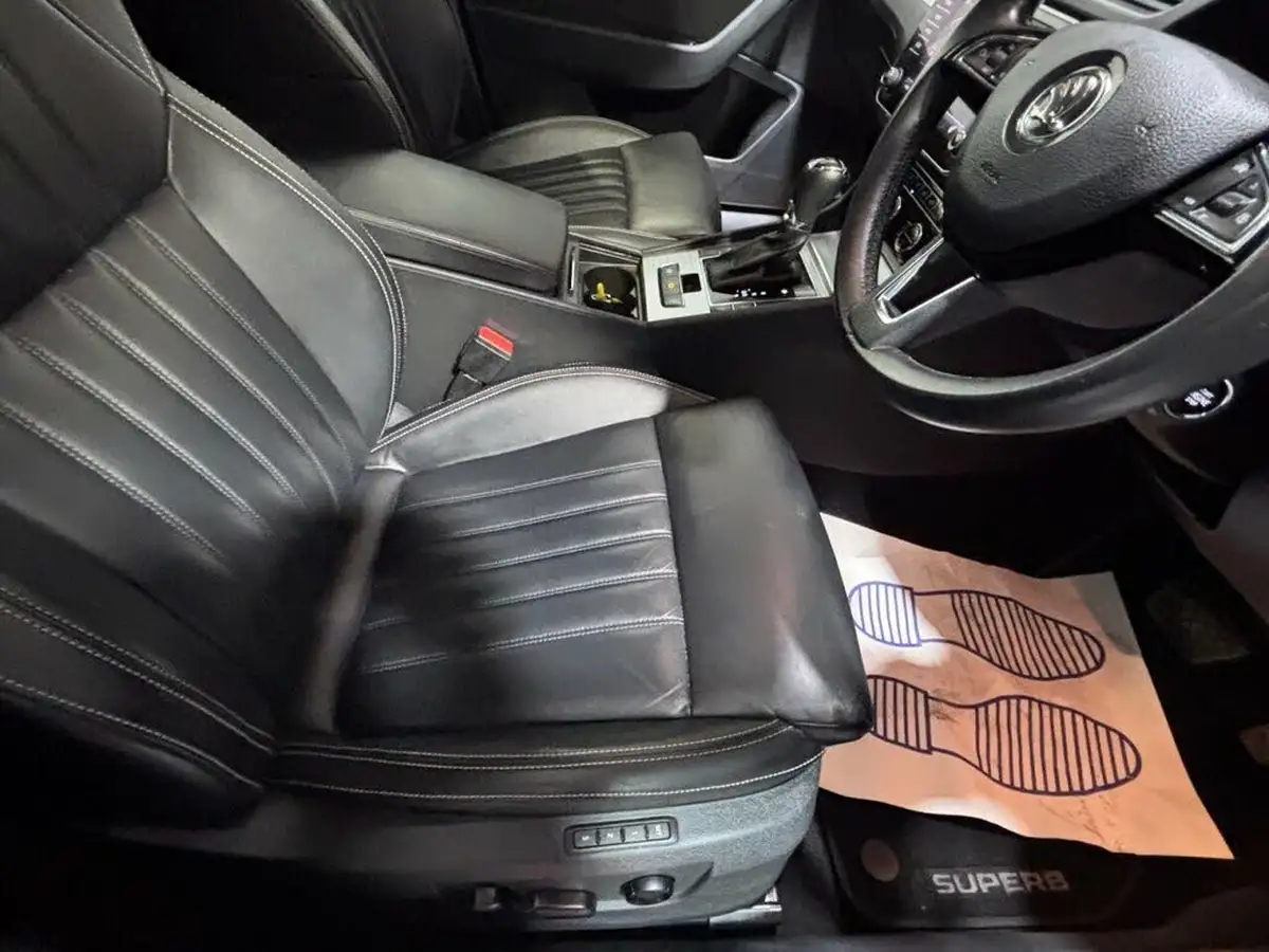 2020-skoda-superb-14-tsi-se-technology-estate-big-10