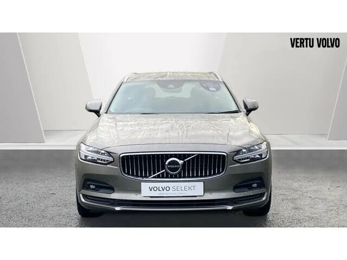 2021-volvo-v90-20-b4-momentum-big-11