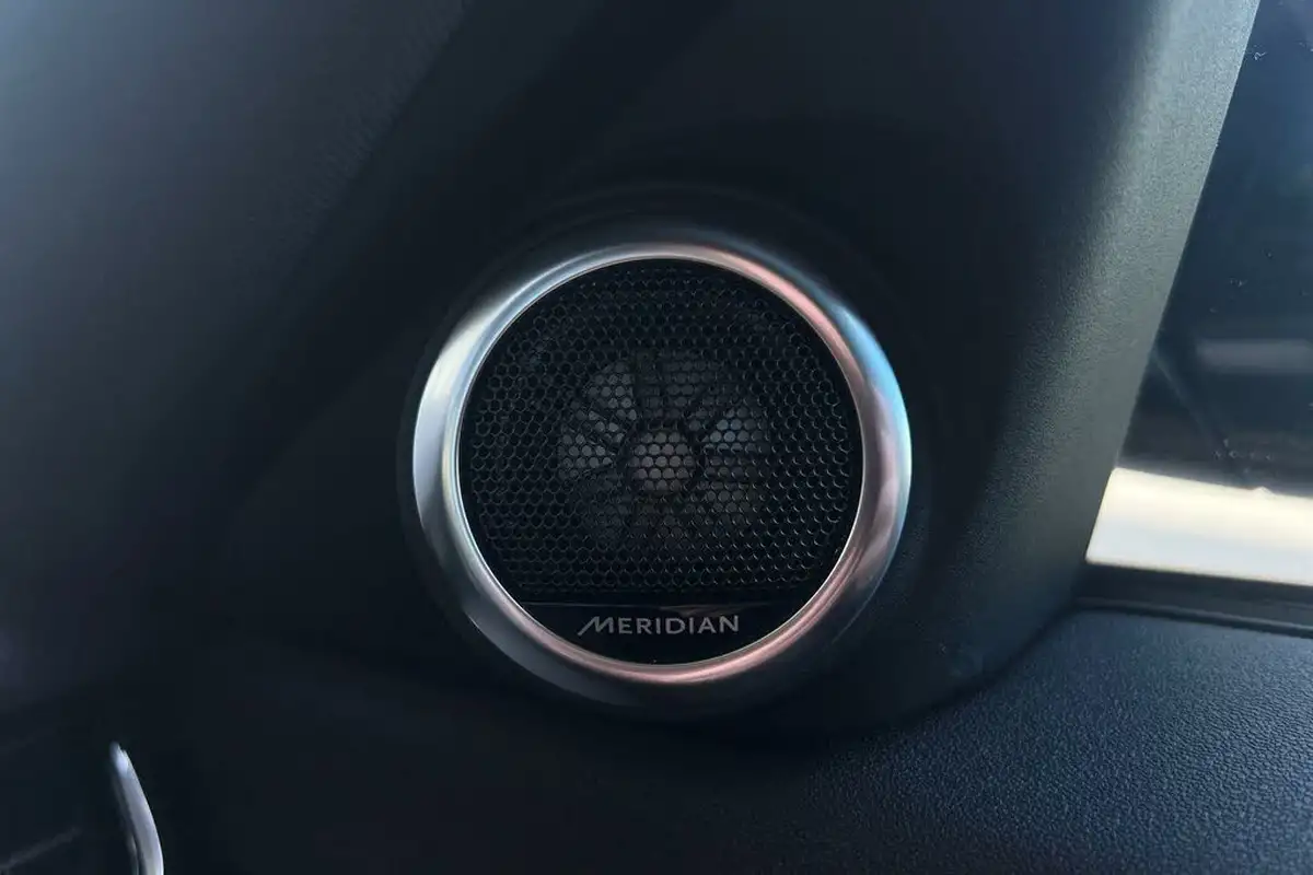 2024-land-rover-range-rover-evoque-20-d200-dynamic-se-big-42