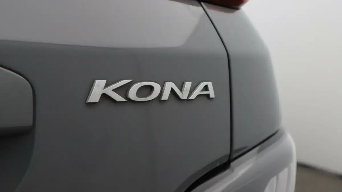 2022-hyundai-kona-e-ultimate-big-22