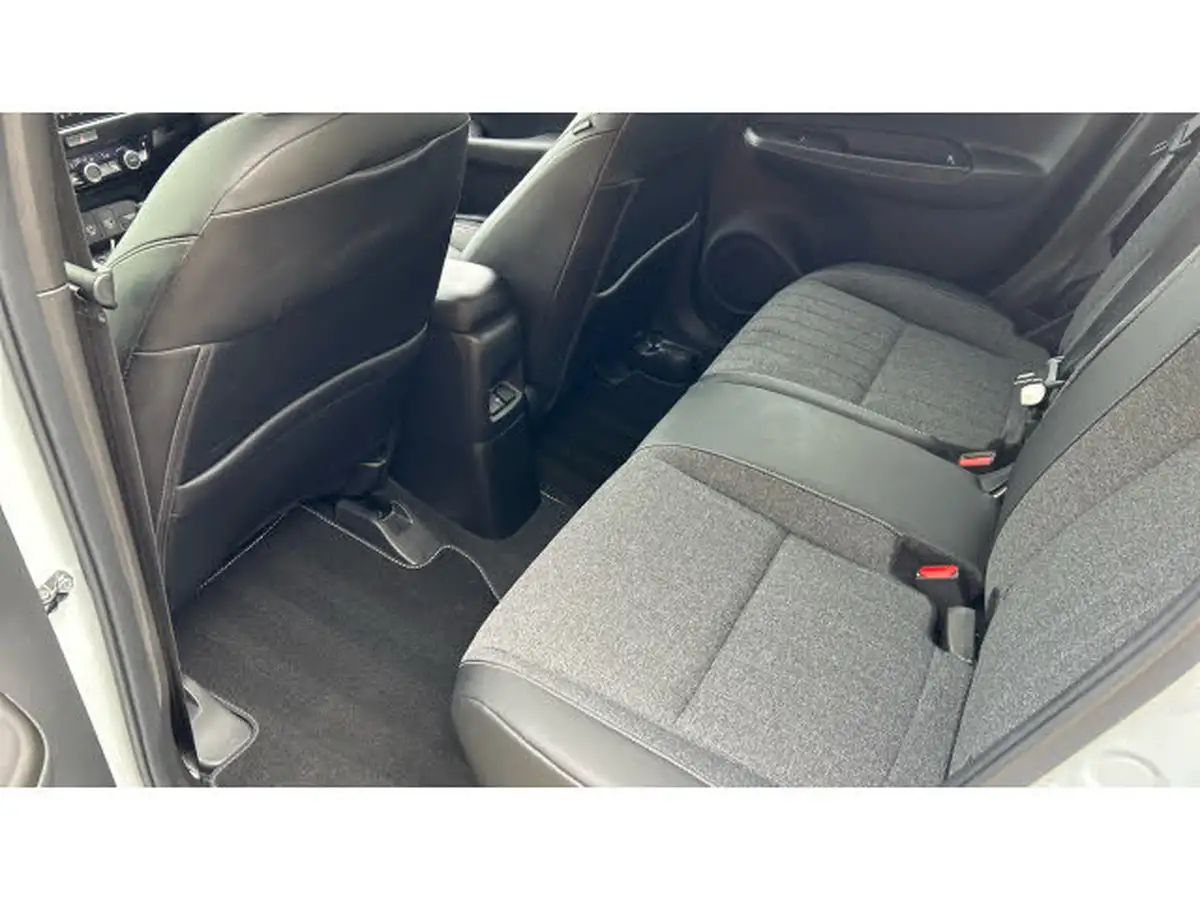2023-honda-jazz-15-i-mmd-advance-big-29