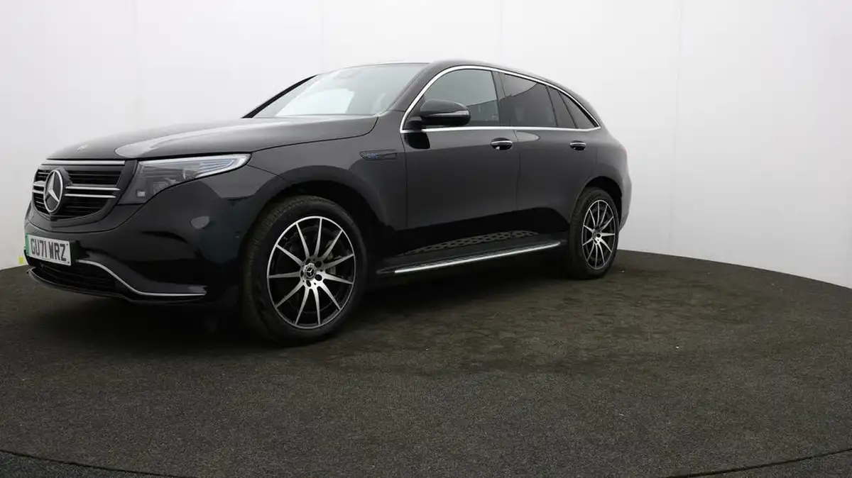 2021-mercedes-benz-eqc-e-eqc-400-amg-line-big-2