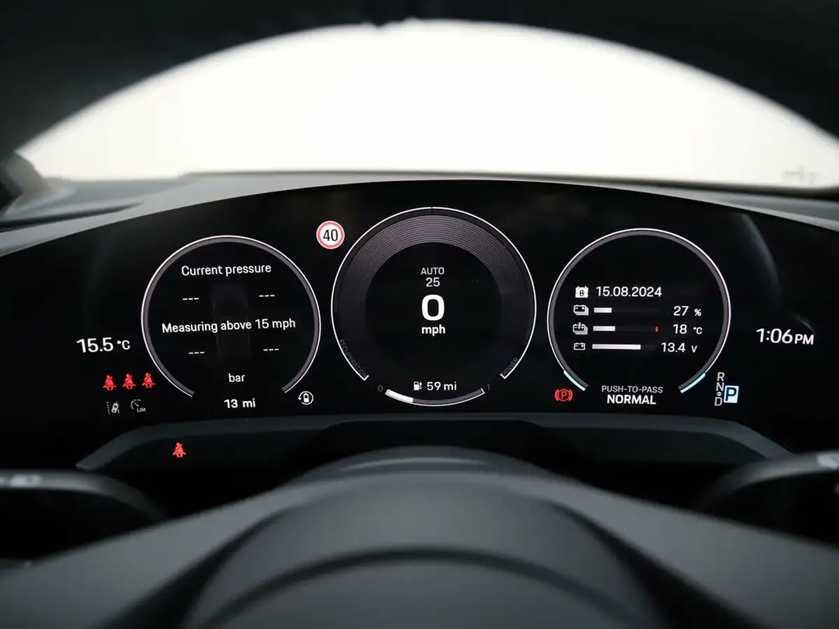 2024-porsche-taycan-e-4s-sport-turismo-544ps-big-26