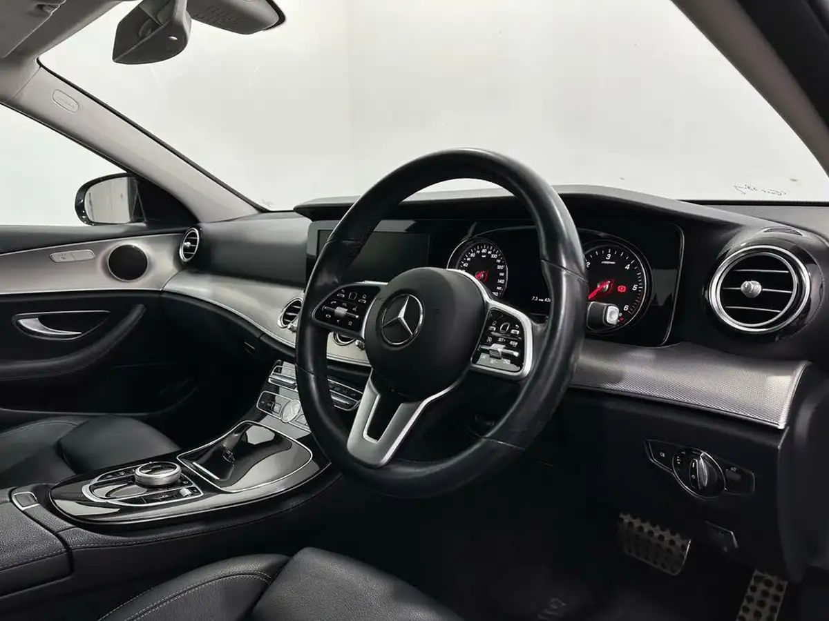 2018-mercedes-benz-e-class-20d-e220d-se-ss-saloon-4d-big-8