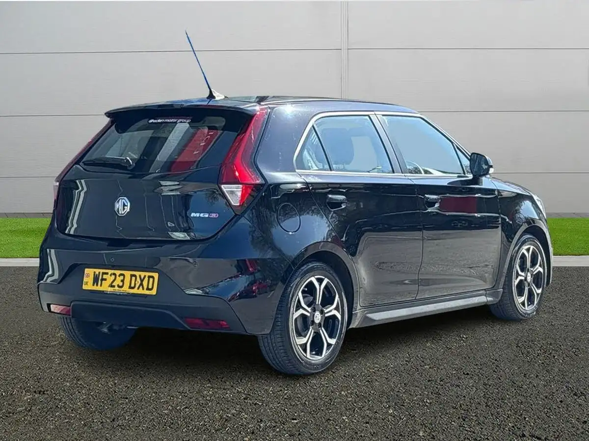2023-mg-mg3-15-vti-tech-exclusive-nav-big-6