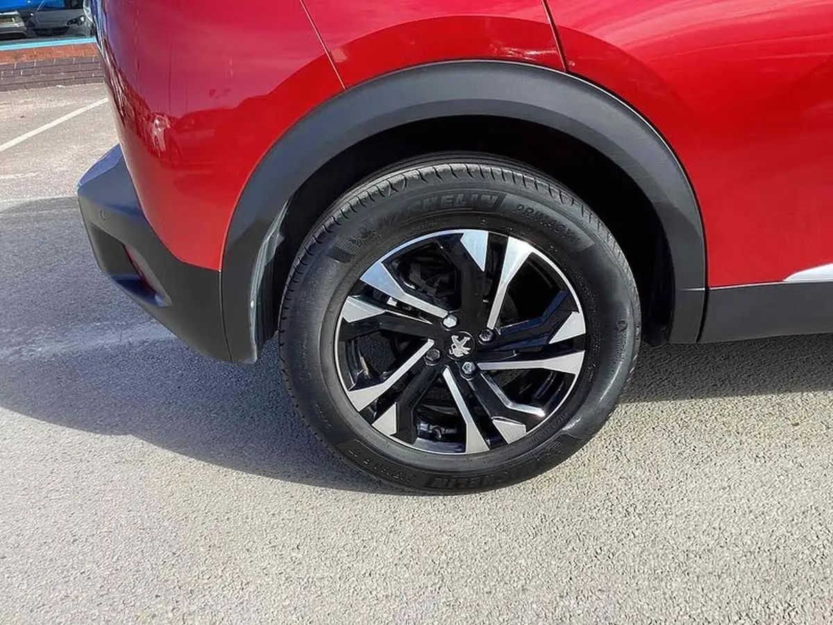 2021-peugeot-2008-suv-12-puretech-allure-100bhp-big-24