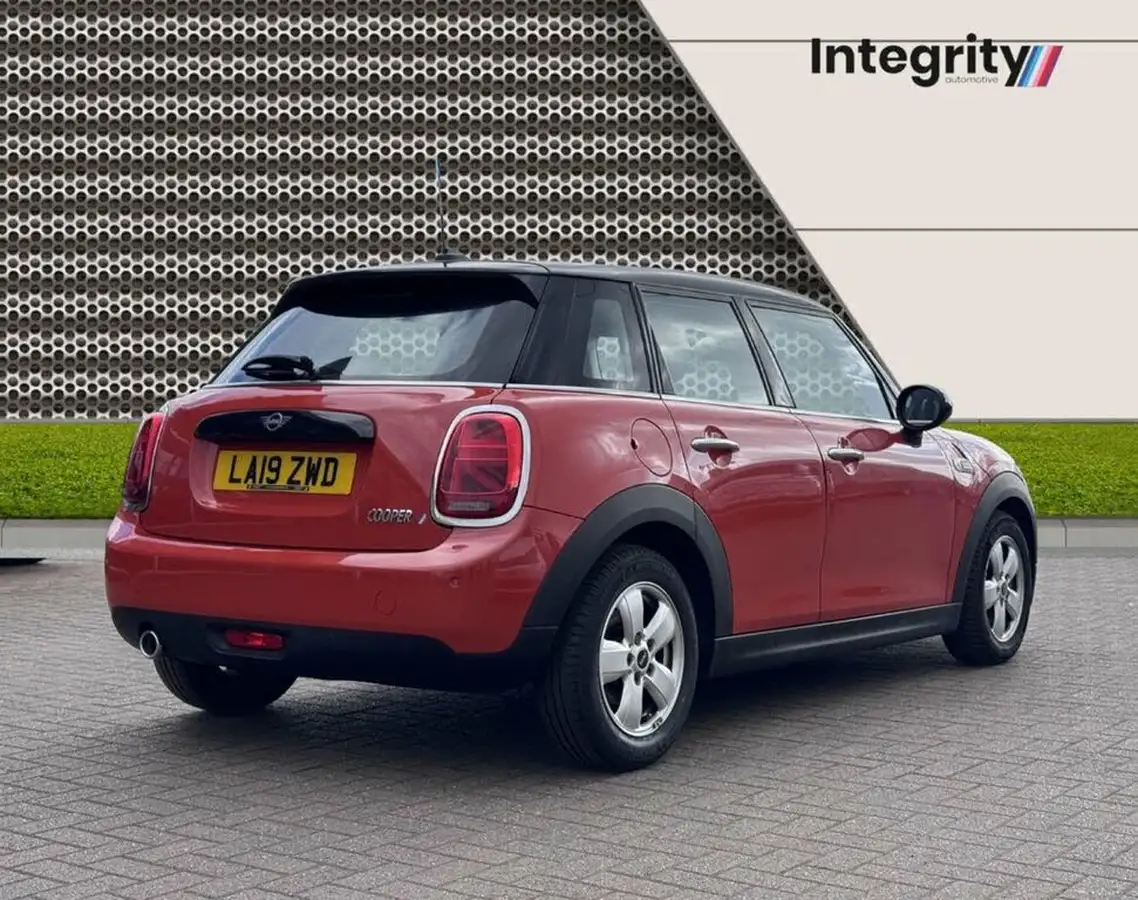 2019-mini-cooper-15-cooper-classic-hatchback-5d-big-6