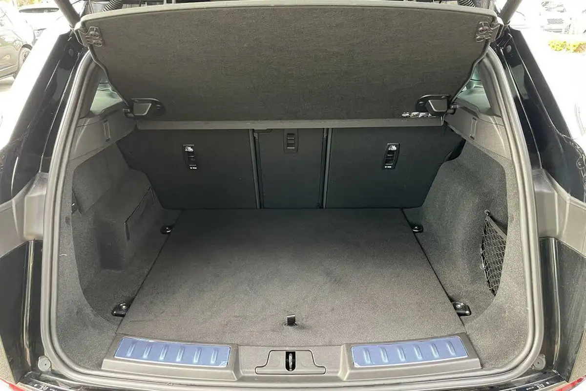 2024-land-rover-range-rover-evoque-15-p270e-dynamic-se-big-46