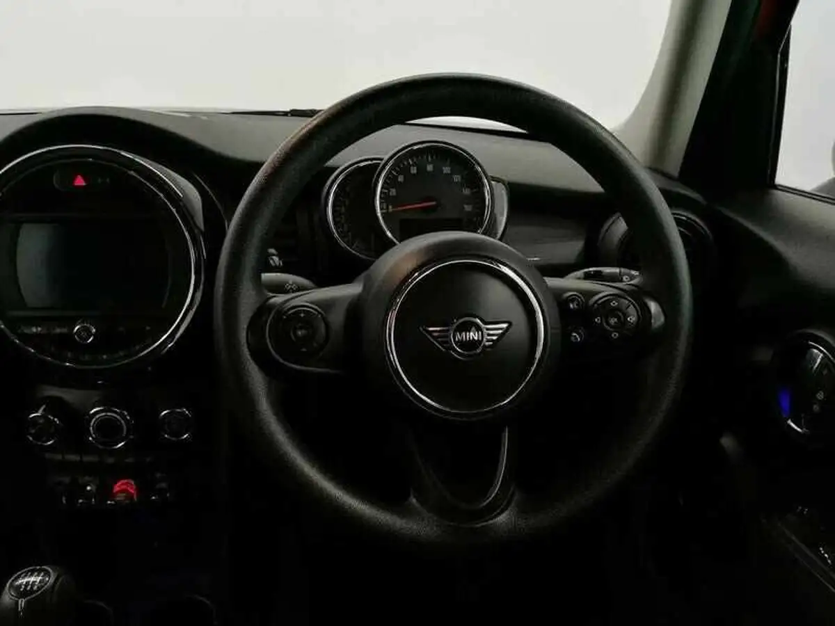 2019-mini-cooper-15-cooper-classic-hatchback-5d-big-13