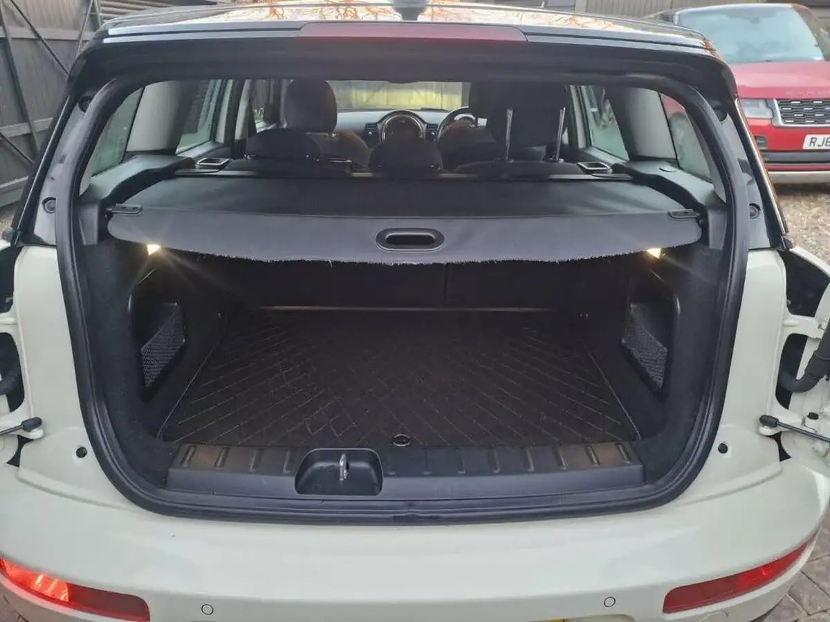 2017-mini-clubman-15-cooper-ss-big-17
