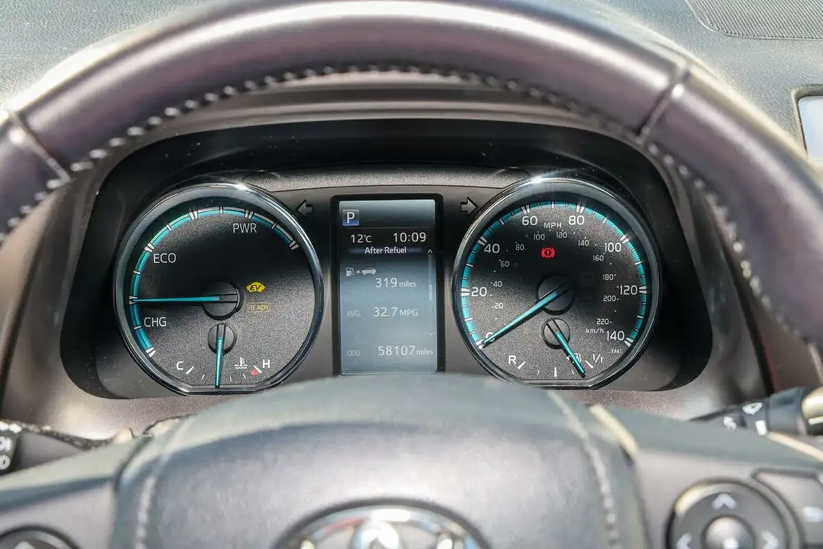 2016-toyota-rav4-25-vvt-i-business-edition-plus-e-cvt-big-8