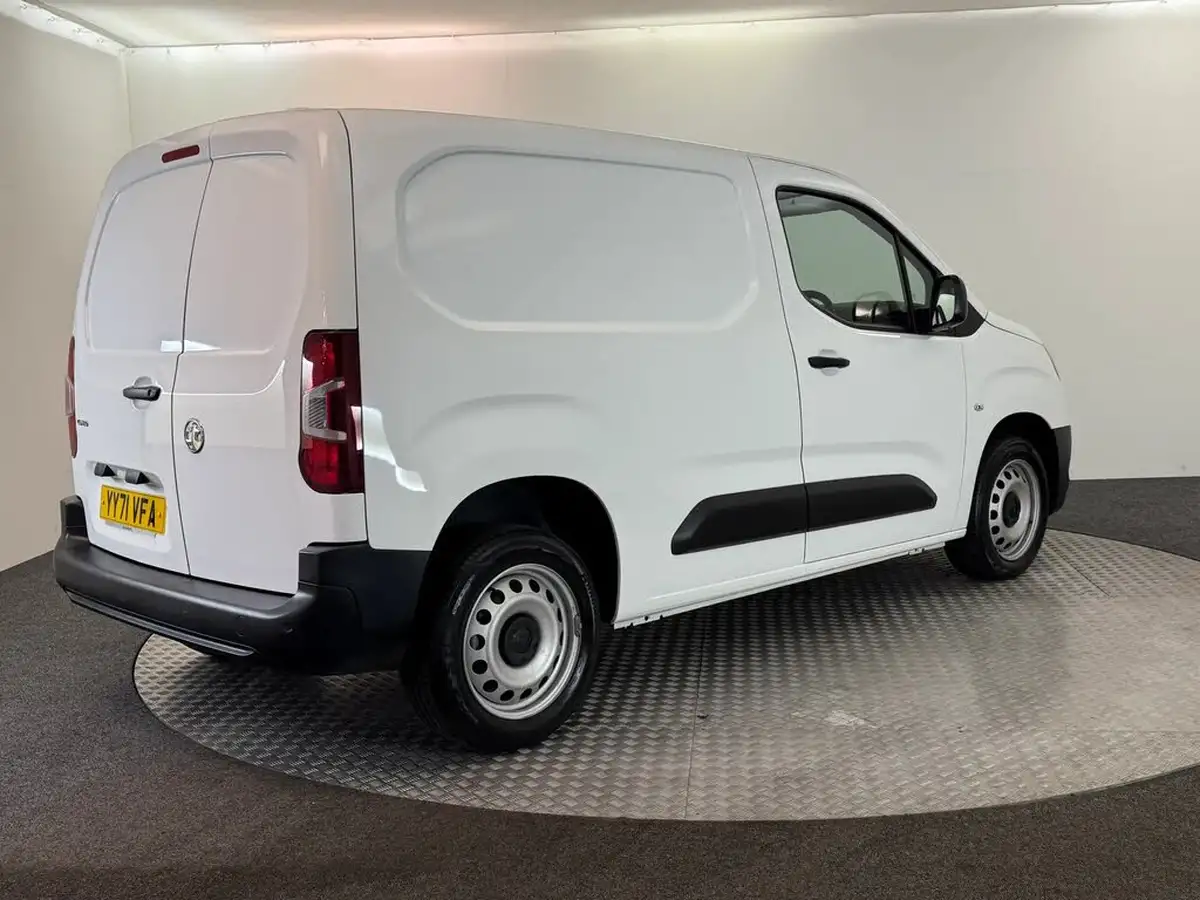 2021-vauxhall-combo-15cdti-dynamic-2300-100pseu6dt-l1h1-panel-big-6